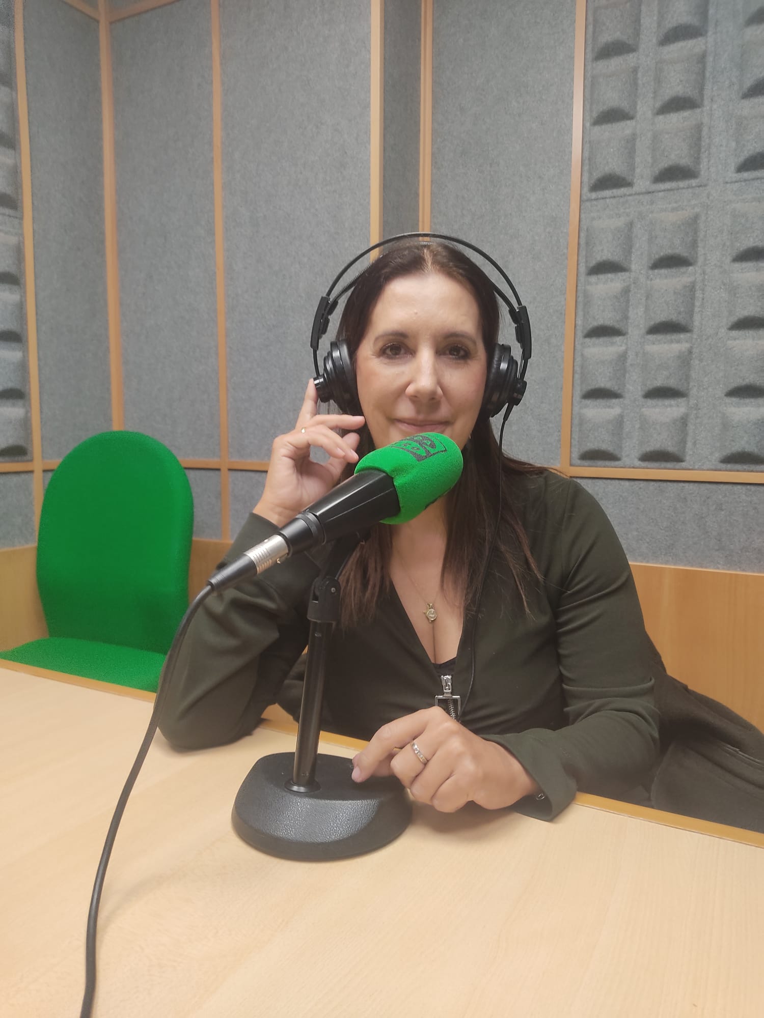 Dolores Redondo presenta 'Las que no duermen': "Homenajea a la inquietud femenina que durante siglos ha mantenido a mujeres despiertas cuando no estaba bien visto" Dolores Redondo presenta 'Las que no duermen': "Homenajea a la inquietud femenina que durante siglos ha mantenido a mujeres despiertas cuando no estaba bien visto"