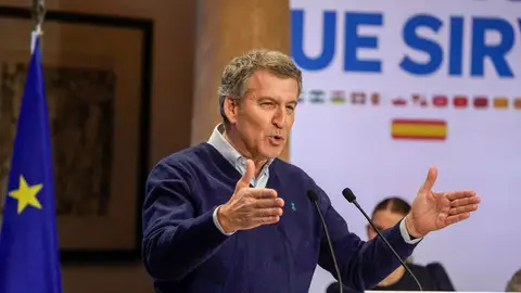 El líder del PP, Alberto Núñez Feijóo, presenta sus propuestas en materia de vivienda El PP se adelanta al anuncio de Sánchez sobre vivienda: las 10 "soluciones" de Feijóo para frenar la crisis