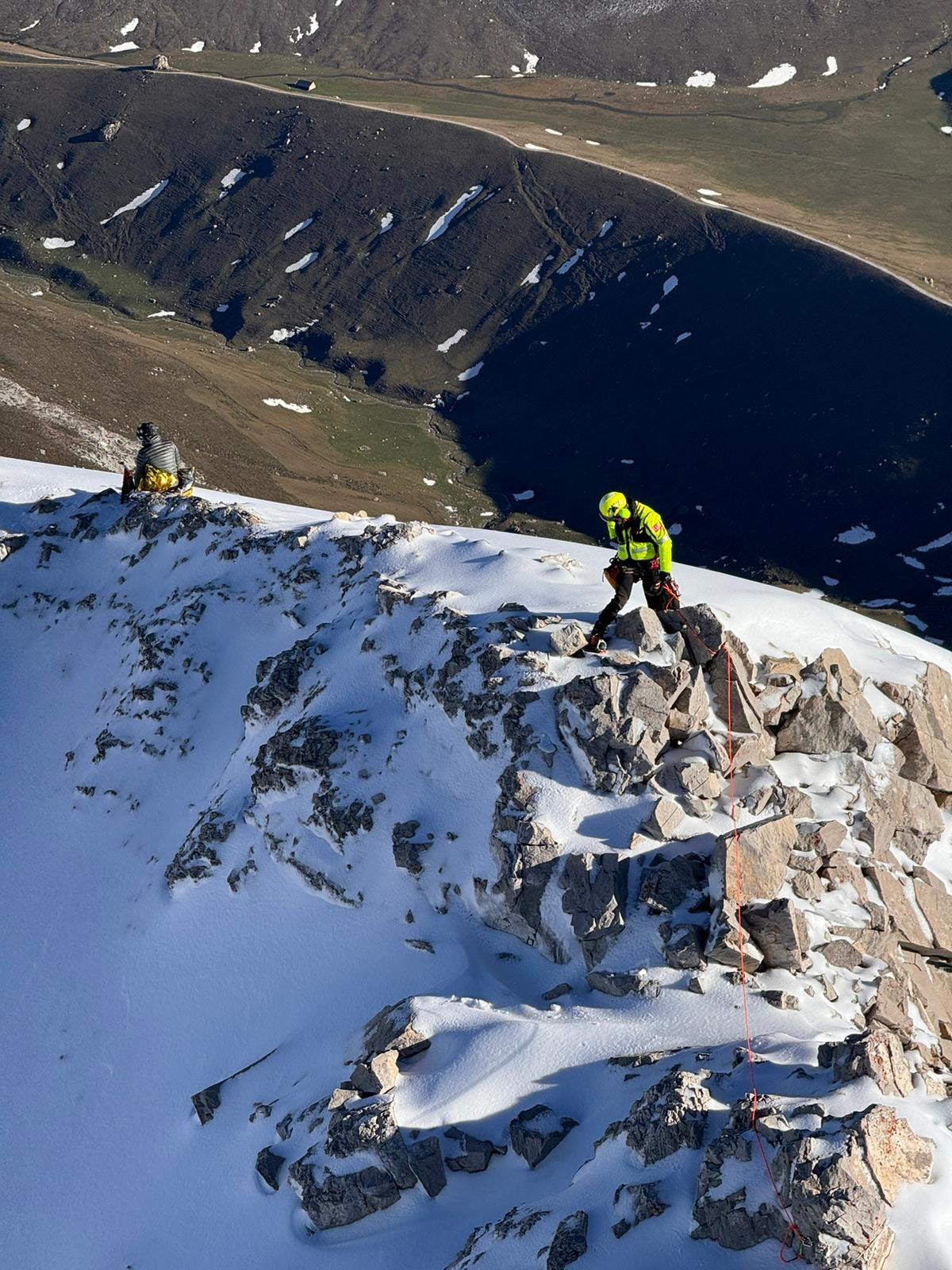 Fallece un montañero de 44 años despeñado en Picos de Europa Fallece un montañero de 44 años despeñado en Picos de Europa