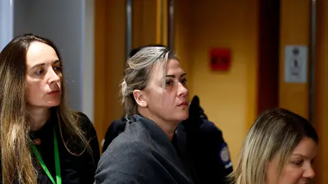 Caroline Darian (centro), hija de Gisèle Pelicot y Dominique Pelicot Caroline Darian (centro), hija de Gisèle Pelicot y Dominique Pelicot