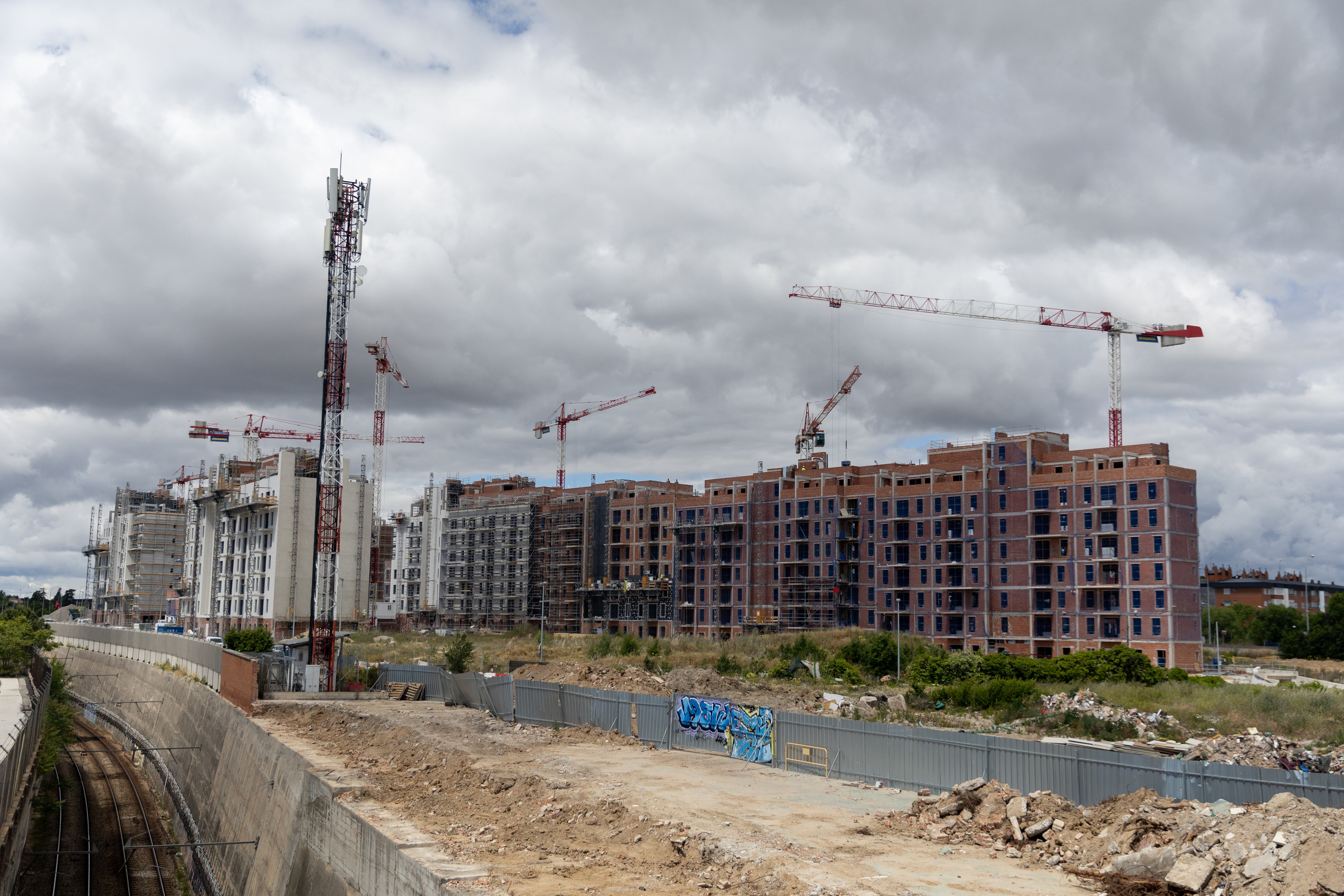 Bloques de viviendas en construcción en Madrid. Bloques de viviendas en construcción en Madrid.