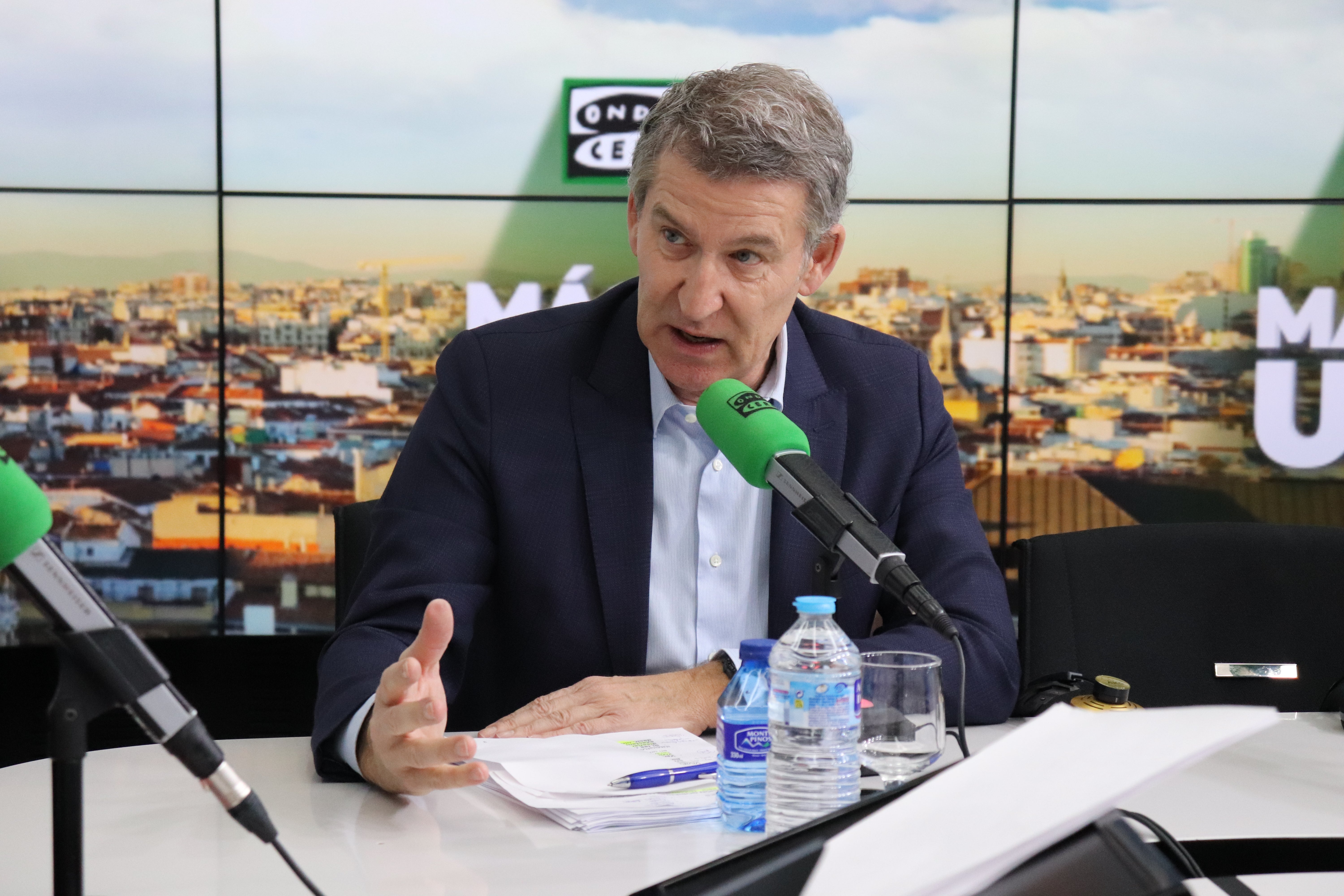Feijóo reta a Sánchez a bajar el IVA de la vivienda nueva del 10 al 4% para los jóvenes Feijóo reta a Sánchez a bajar el IVA de la vivienda nueva del 10 al 4% para los jóvenes