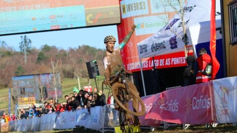 Felipe Orts hace historia y bate el récord de títulos nacionales consecutivos con su séptimo triunfo como Campeón de España 