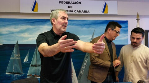 El secretario general de CC, Fernando Clavijo, participa este s&aacute;bado en la capital grancanaria, en una jornada previa al VIII Congreso Nacional de la formaci&oacute;n nacionalista