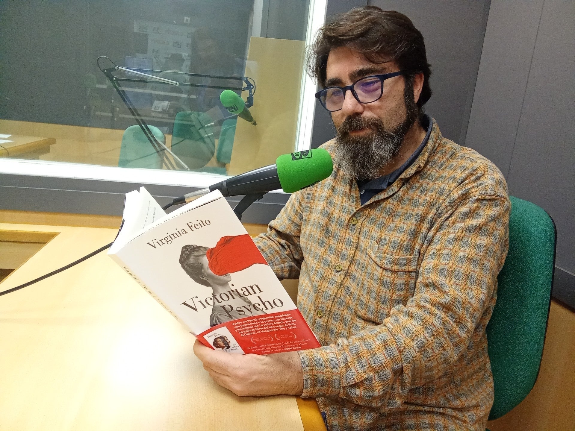 Ali i Truc recomienda: 'Victorian Psycho', la última novela de Virginia Feito Ali i Truc recomienda: 'Victorian Psycho', la última novela de Virginia Feito