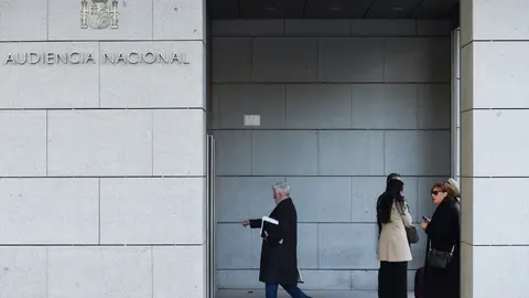 El ex-interventor general de la Diputación de León Manuel Jesús 'Suso' López Sánchez a su llegada a la Audiencia Nacional para el juicio por la trama leonesa del ‘caso Púnica’ El ex-interventor general de la Diputación de León Manuel Jesús 'Suso' López Sánchez a su llegada a la Audiencia Nacional para el juicio por la trama leonesa del ‘caso Púnica’