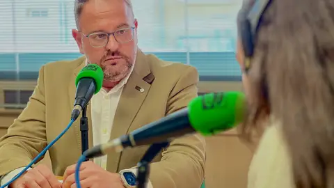 El alcalde de Mérida, Antonio Rodríguez Osuna, imagen de archivo en los micros de Onda Cero Mérida El alcalde de Mérida, Antonio Rodríguez Osuna, imagen de archivo en los micros de Onda Cero Mérida