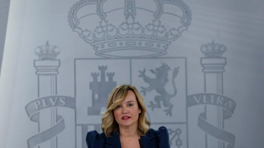 Pilar Alegr&iacute;a durante la rueda de prensa tras el consejo de Ministros/ EFE/ Javier Liz&oacute;n
