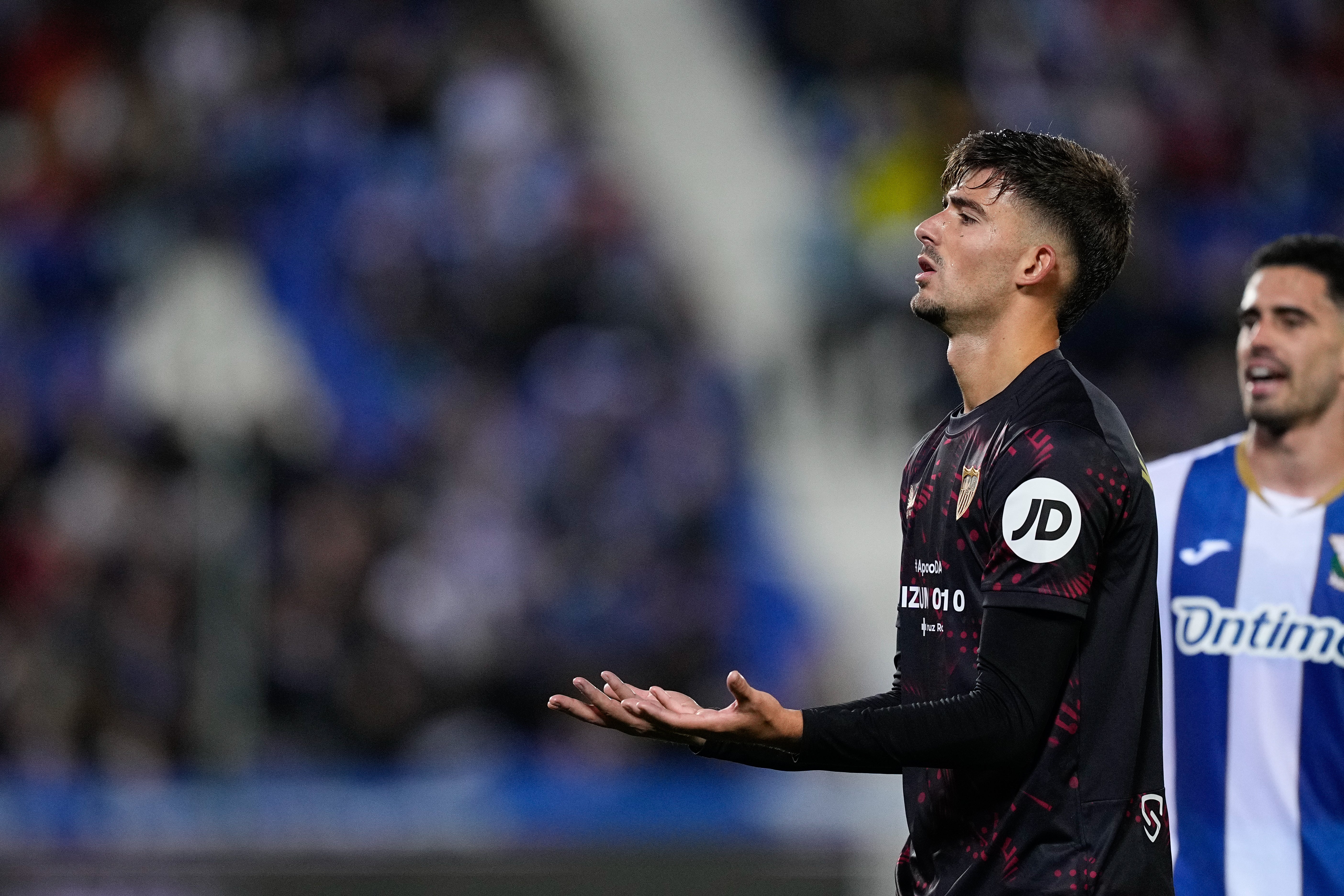 Detienen a Kike Salas por forzar tarjetas para amañar apuestas Detienen a Kike Salas por forzar tarjetas para amañar apuestas