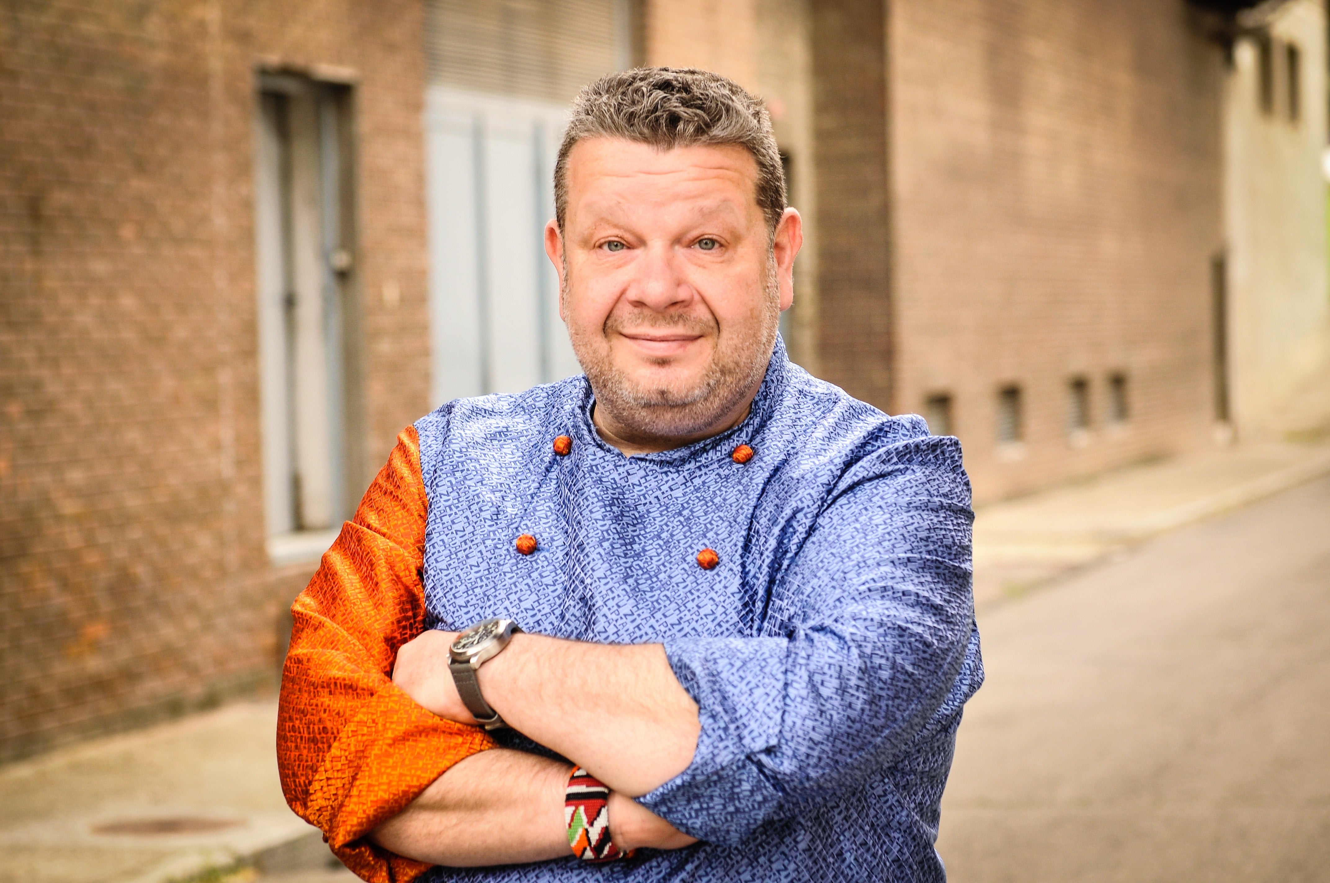 Chicote defiende los precios del Diverxo de Dabiz Muñoz: “En París costaría hasta 900 euros por persona” Chicote defiende los precios del Diverxo de Dabiz Muñoz: “En París costaría hasta 900 euros por persona”