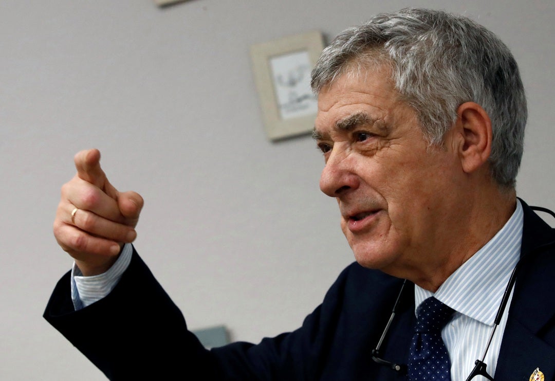 Villar, procesado por favorecer a su hijo con contratos de la RFEF Villar, procesado por favorecer a su hijo con contratos de la RFEF