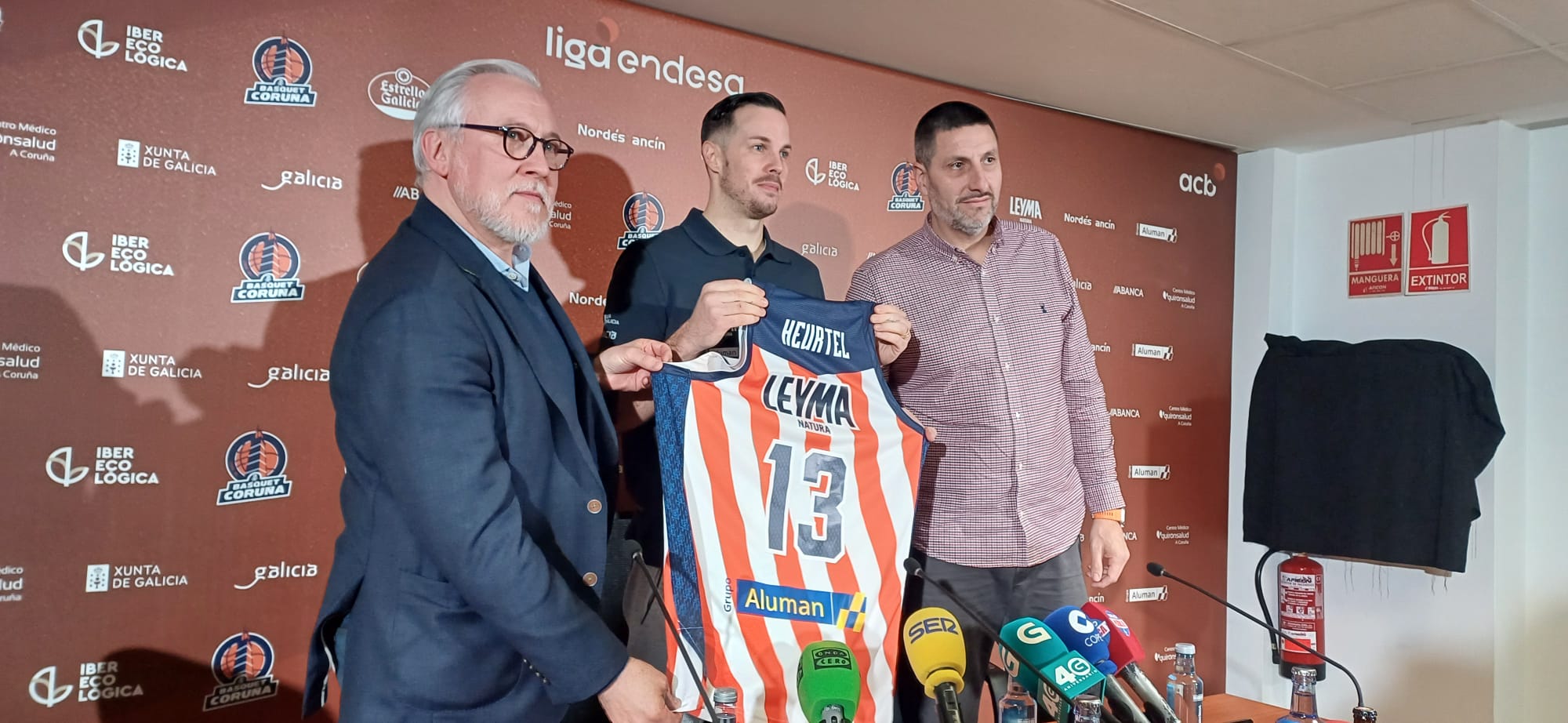 Heurtel llega a Leyma Basquet Coruña tras intentarlo en pretemporada y el empujón de Roberto Cibeira a la negociación Heurtel llega a Leyma Basquet Coruña tras intentarlo en pretemporada y el empujón de Roberto Cibeira a la negociación