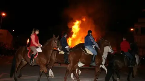 Imagen de archivo de la Matxà de Sant Antoni. Imagen de archivo de la Matxà de Sant Antoni.