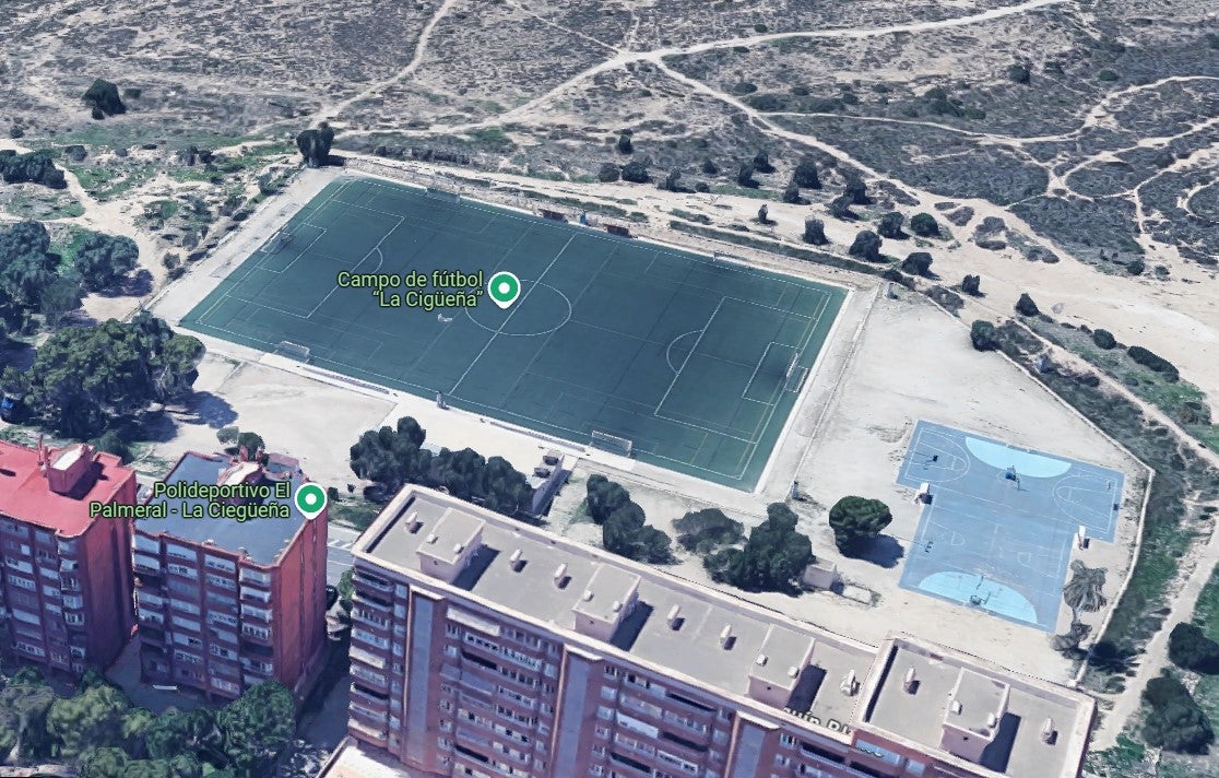 Alicante adaptará el campo de fútbol de La Cigüeña para la práctica del hockey hierba Alicante adaptará el campo de fútbol de La Cigüeña para la práctica del hockey hierba