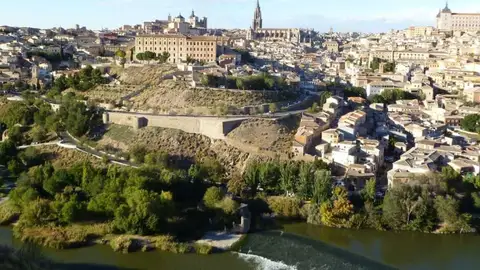 Extremadura cierra 2024 con los mejores datos de viajeros y pernoctaciones de toda su serie histórica Extremadura cierra 2024 con los mejores datos de viajeros y pernoctaciones de toda su serie histórica