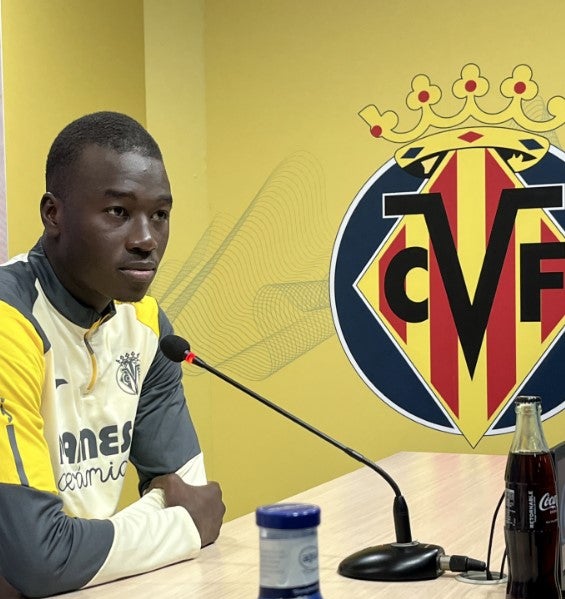 Gueyé: "Este equipo quiere jugar la Champions" Gueyé: "Este equipo quiere jugar la Champions"