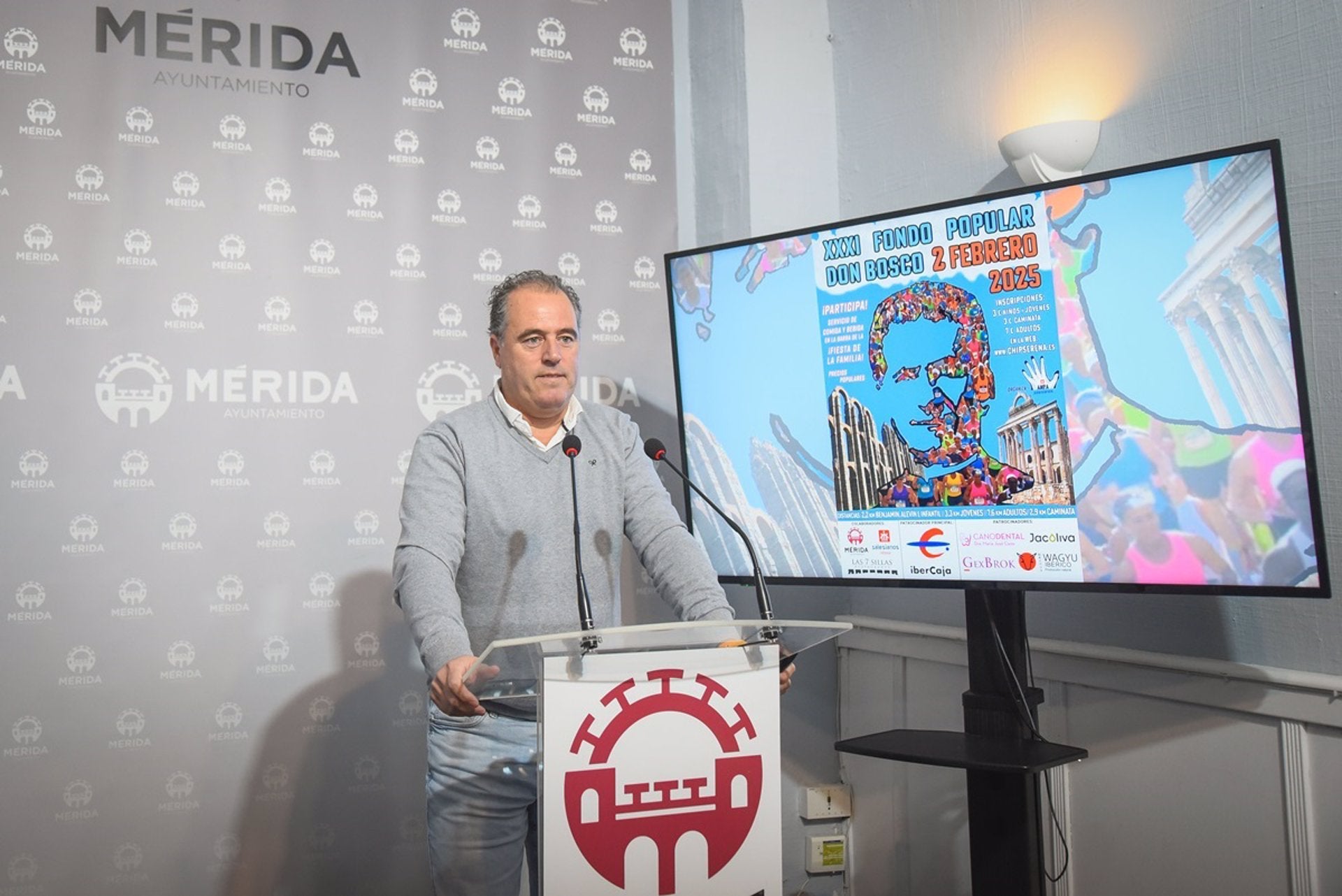 El Ayuntamiento de Mérida destinará este año más de 2 millones de euros para la mejora de las instalaciones deportivas El Ayuntamiento de Mérida destinará este año más de 2 millones de euros para la mejora de las instalaciones deportivas
