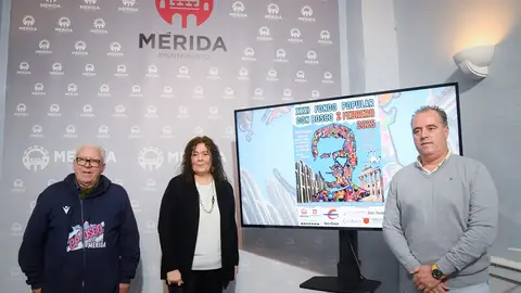 El delegado de Deportes, Toni Marín, y la presidenta de la AMPA de los Salesianos, María Sánchez, presentan el XXXI Fondo Popular Don Bosco, en la sala de prensa del Ayuntamiento de Mérida El delegado de Deportes, Toni Marín, y la presidenta de la AMPA de los Salesianos, María Sánchez, presentan el XXXI Fondo Popular Don Bosco, en la sala de prensa del Ayuntamiento de Mérida