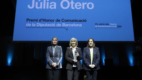 Júlia Otero rep el Premi d'Honor de la Comunicació que atorga la Diputació de Barcelona