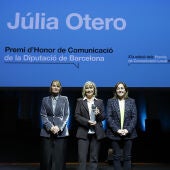 Júlia Otero rep el Premi d'Honor de la Comunicació que atorga la Diputació de Barcelona