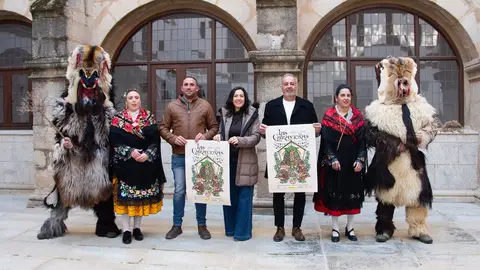 Las Carantoñas de Acehúche buscarán el 20 y 21 de enero el reconocimiento como Fiesta de Interés Turístico Internacional Las Carantoñas de Acehúche buscarán el 20 y 21 de enero el reconocimiento como Fiesta de Interés Turístico Internacional