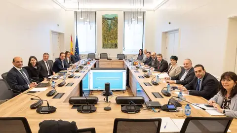 España y Portugal abordan la conexión de alta velocidad entre Madrid y Lisboa España y Portugal abordan la conexión de alta velocidad entre Madrid y Lisboa