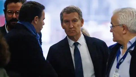 Alberto Núñez Feijóo a su llegada ala cumbre de presidentes populares europeos en Berlín. Alberto Núñez Feijóo a su llegada ala cumbre de presidentes populares europeos en Berlín.