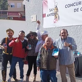 'El Pajiso' gana el 40º Concurso Nacional de Charlatanes celebrado en Orihuela 'El Pajiso' gana el 40º Concurso Nacional de Charlatanes celebrado en Orihuela