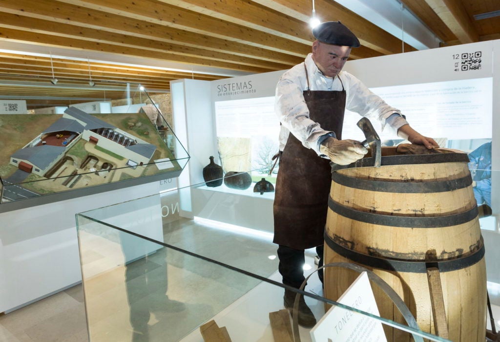 El Museo del Vino de Peñafiel homenajea a los Alcaides de Honor 2025 El Museo del Vino de Peñafiel homenajea a los Alcaides de Honor 2025