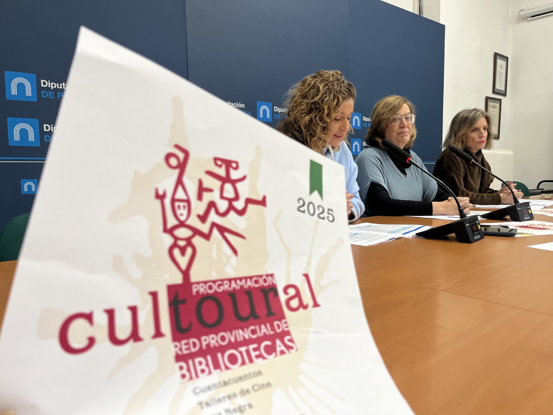 La Red de Bibliotecas de la Diputación de Palencia ofrecerá 51 actividades en 21 localidades y llegará a más de 45.000 habitantes La Red de Bibliotecas de la Diputación de Palencia ofrecerá 51 actividades en 21 localidades y llegará a más de 45.000 habitantes
