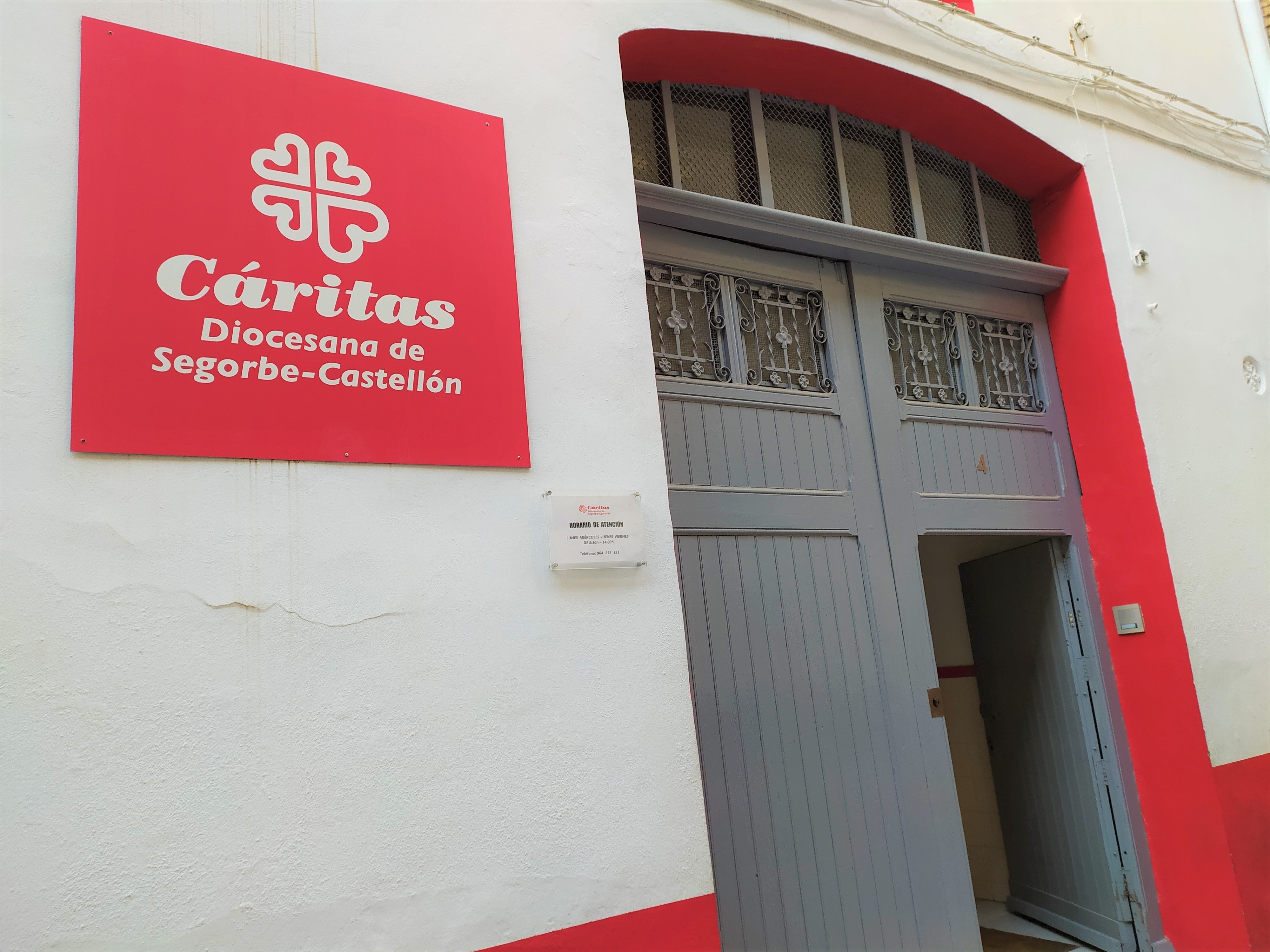 Cáritas alerta del aumento de la pobreza, la carestía de la vida y la subida del precio de la vivienda Cáritas alerta del aumento de la pobreza, la carestía de la vida y la subida del precio de la vivienda