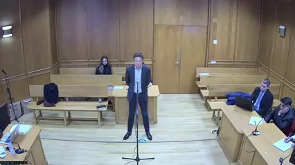 Errejón, ante el juez sobre el 'solo sí es sí': "En la vida real la gente no habla con consignas" Errejón, ante el juez sobre el 'solo sí es sí': "En la vida real la gente no habla con consignas"