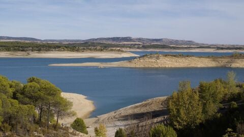 El pantano de Buendía, cabecera del trasvase Tajo-Segura. 