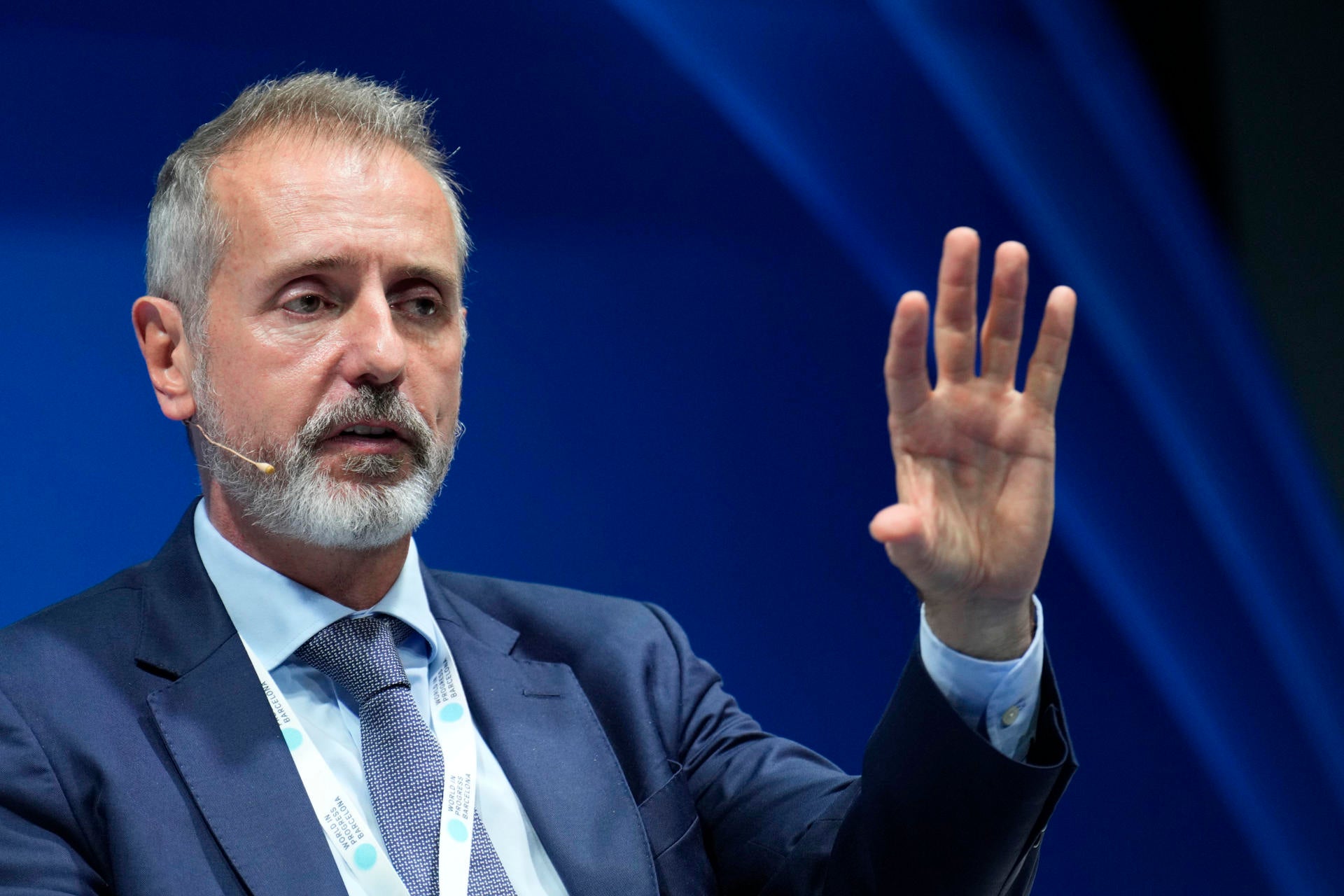 Las acciones de Telefónica bajan tras el fulminante relevo de Pallete por Marc Murtra Las acciones de Telefónica bajan tras el fulminante relevo de Pallete por Marc Murtra