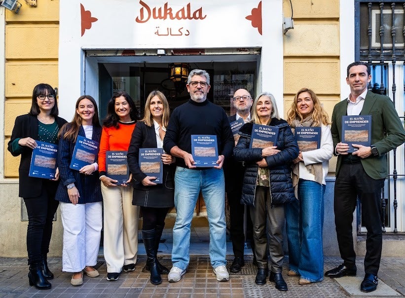 Empresarios valencianos lanzan el libro “El Sueño de Emprender” para contagiar el entusiasmo por crear empresas Empresarios valencianos lanzan el libro “El Sueño de Emprender” para contagiar el entusiasmo por crear empresas