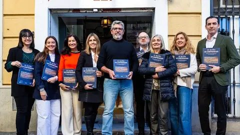 Empresarios valencianos lanzan el libro “El Sueño de Emprender” Empresarios valencianos lanzan el libro “El Sueño de Emprender”