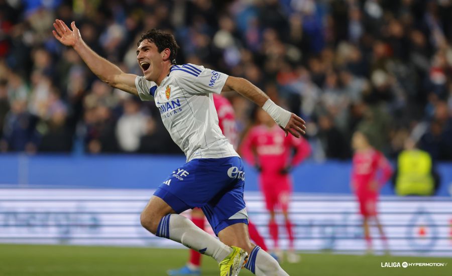 El amargo debut de Ramírez en el banquillo del Real Zaragoza El amargo debut de Ramírez en el banquillo del Real Zaragoza