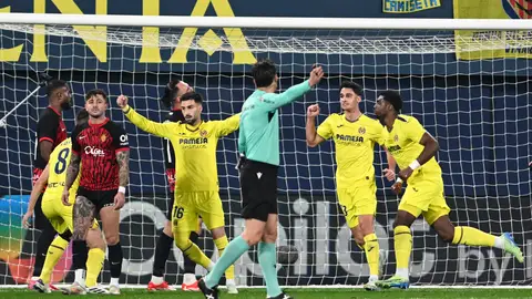 El Villarreal destroza al Mallorca en siete minutos mágicos