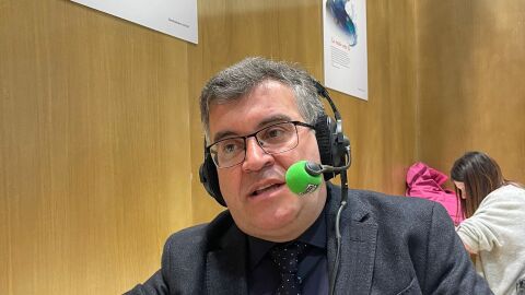El Conseller de Agricultura, Pesca y Medio Natural, Joan Simonet, en FITUR. El Conseller de Agricultura, Pesca y Medio Natural, Joan Simonet, en FITUR.