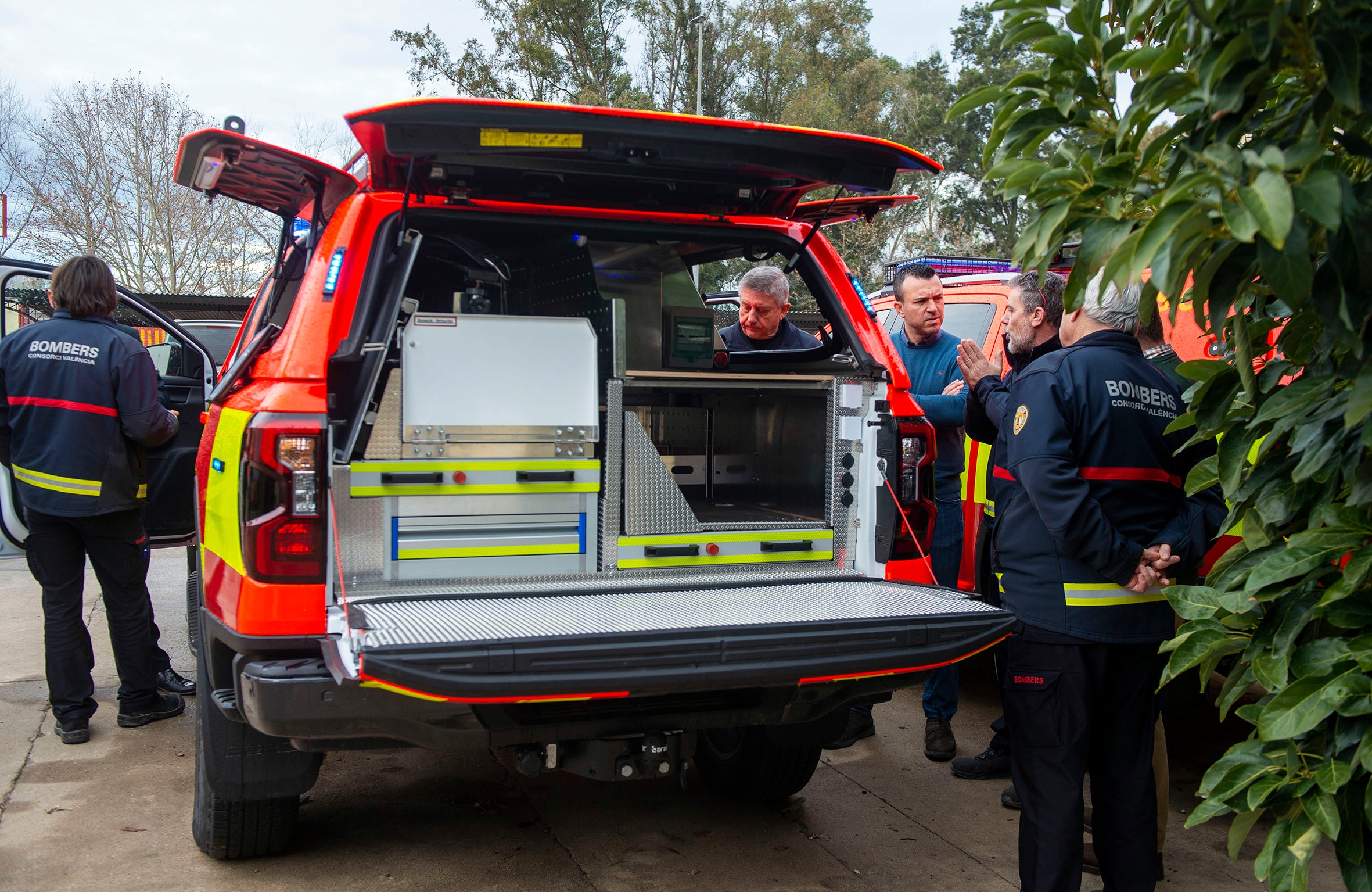 El Consorcio Provincial de Bomberos de Valencia compra nuevos vehículos para los sargentos de cada zona El Consorcio Provincial de Bomberos de Valencia compra nuevos vehículos para los sargentos de cada zona