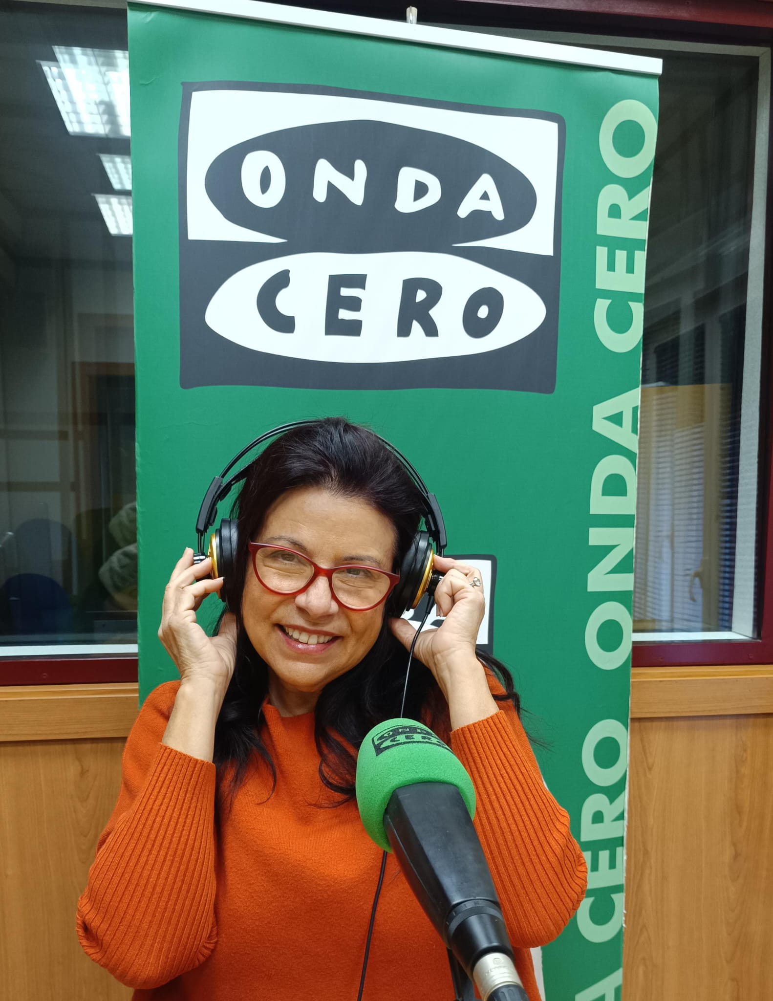 Idónea by Lady Elena celebra 40 años formando en peluquería y estética Idónea by Lady Elena celebra 40 años formando en peluquería y estética