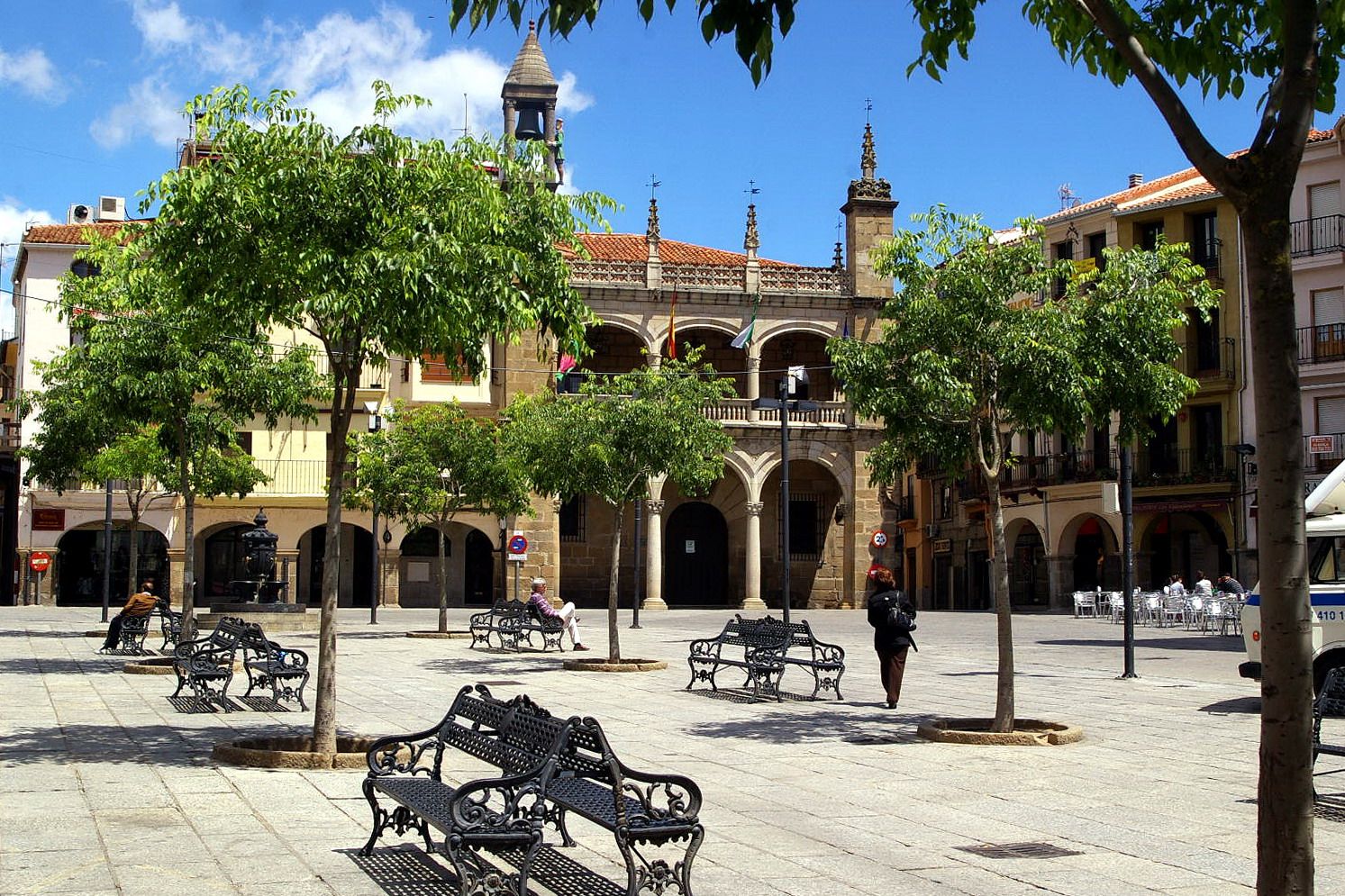 La edil de Podemos en Plasencia, Mavi Mata, denuncia por acoso a una vecina que fue candidata por Levanta Plasencia La edil de Podemos en Plasencia, Mavi Mata, denuncia por acoso a una vecina que fue candidata por Levanta Plasencia