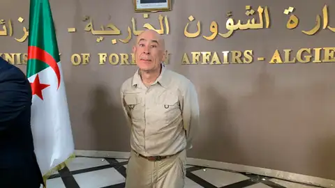 El español liberado en Argelia asegura seguir en "estado de shock" El español liberado en Argelia asegura seguir en "estado de shock"