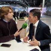 El alcalde de Torrox, Óscar Medina, en los micrófonos de Onda Cero Málaga