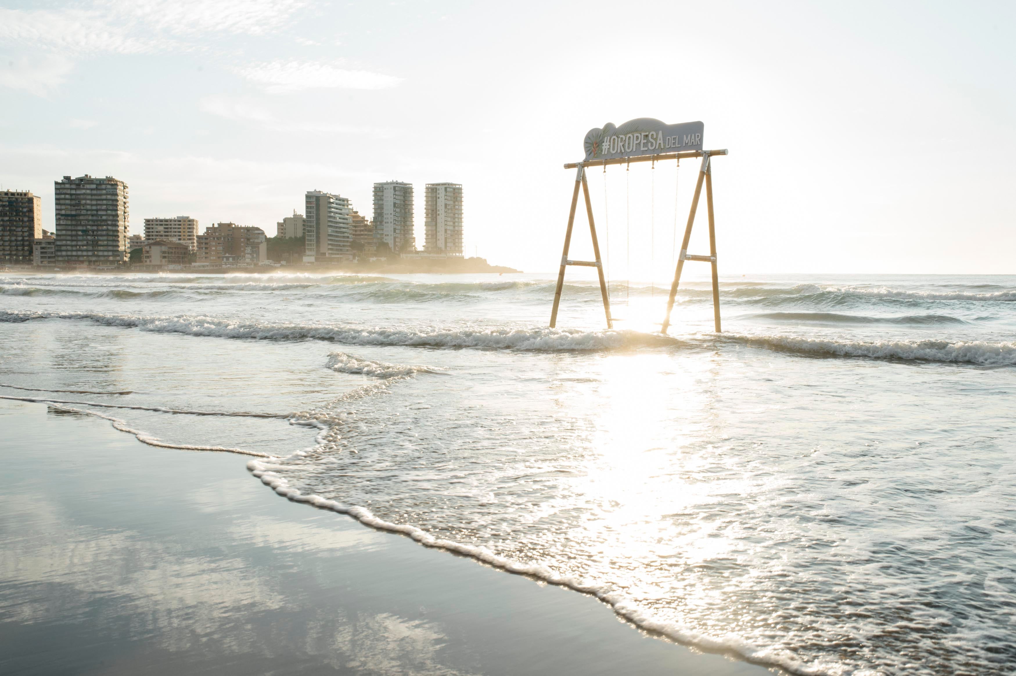 Oropesa del Mar en Fitur: ¿Te atreves a llevar chanclas en enero? Oropesa del Mar en Fitur: ¿Te atreves a llevar chanclas en enero?