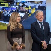 Narci Ruiz junto al presidente de la diputación, Salvador Fuentes