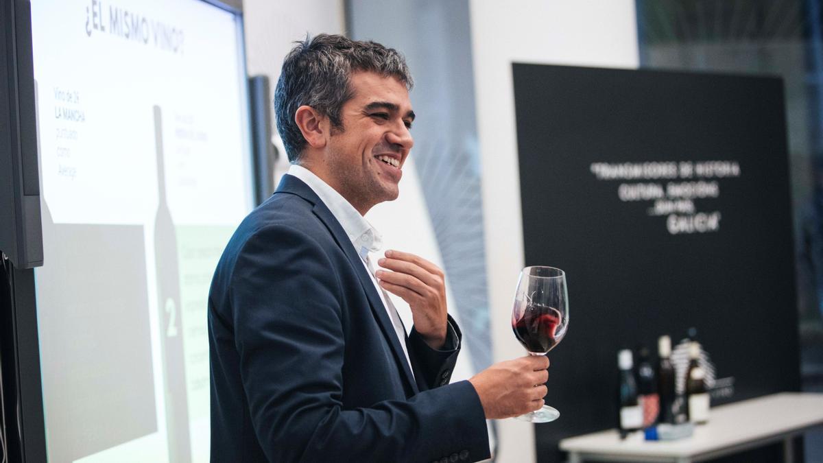 Nueva edicion de "De buena uva", nuestro espacio dedicado al mundo del vino con Elena Arraiza Nueva edicion de "De buena uva", nuestro espacio dedicado al mundo del vino con Elena Arraiza
