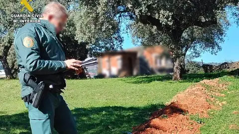 Operación Kozo de la Guardia Civil para investigar construcciones ilegales en la provincia de Cáceres Operación Kozo de la Guardia Civil para investigar construcciones ilegales en la provincia de Cáceres