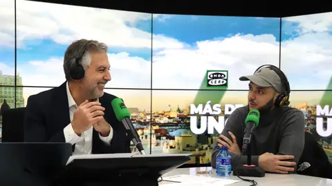 Antón Álvarez, C. Tangana, con Carlos Alsina en 'Más de uno' Antón Álvarez, C. Tangana, con Carlos Alsina en 'Más de uno'