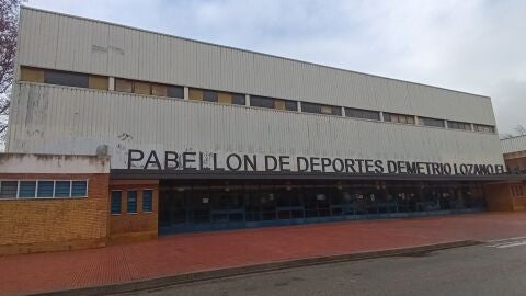 Fachada del Pabell&oacute;n Deportivo Demetrio Lozano de Alcal&aacute; de Henares